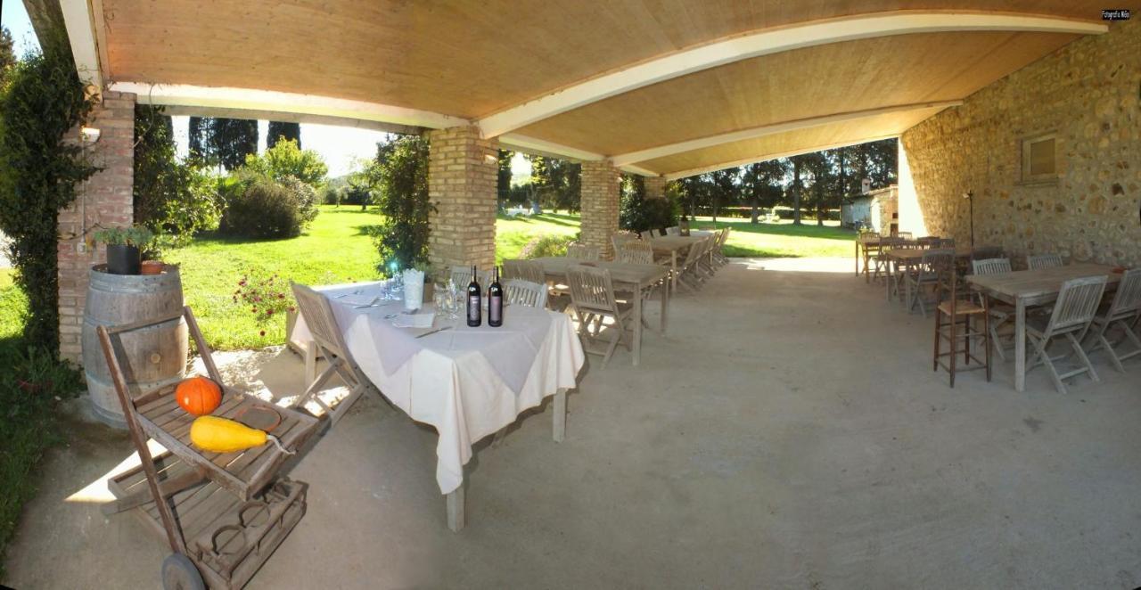 סוברטו Agriturismo Le Piane Del Milia מראה חיצוני תמונה
