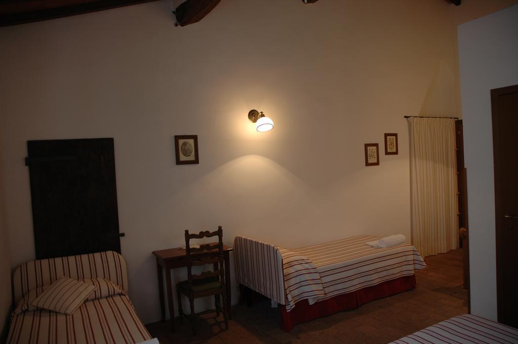 סוברטו Agriturismo Le Piane Del Milia מראה חיצוני תמונה